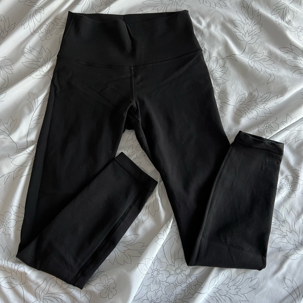 Lululemon, Wunder Under High Rise Leggings, 25”, Black, Size 4.